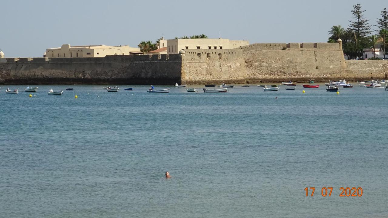 Apartamento Fenicia Con Aparcamiento Incluido Vistas Al Mar Cádiz Kültér fotó