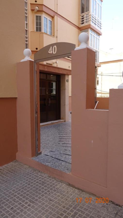 Apartamento Fenicia Con Aparcamiento Incluido Vistas Al Mar Cádiz Kültér fotó
