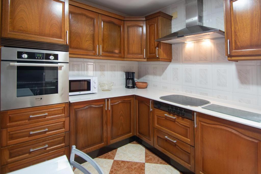 Apartamento Fenicia Con Aparcamiento Incluido Vistas Al Mar Cádiz Kültér fotó