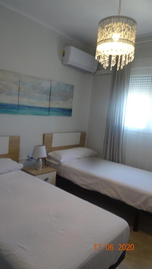 Apartamento Fenicia Con Aparcamiento Incluido Vistas Al Mar Cádiz Kültér fotó